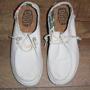 Women's Hey Dude Wendy Fringe Shoe, Size 10 EUC